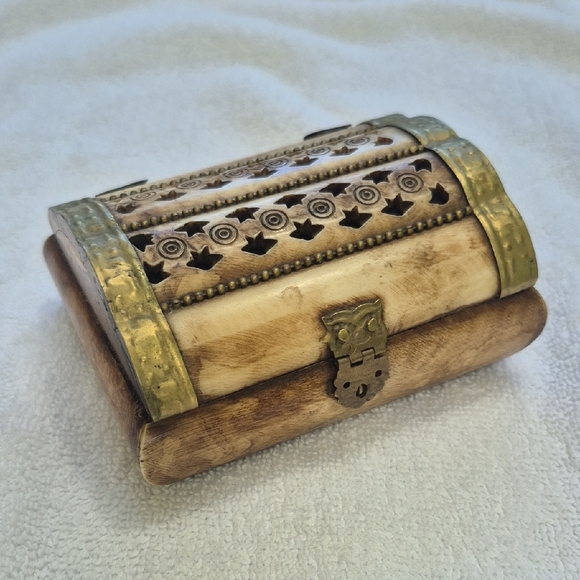 Other - Vintage Camel Bone Brass Trinket Jewelry Box